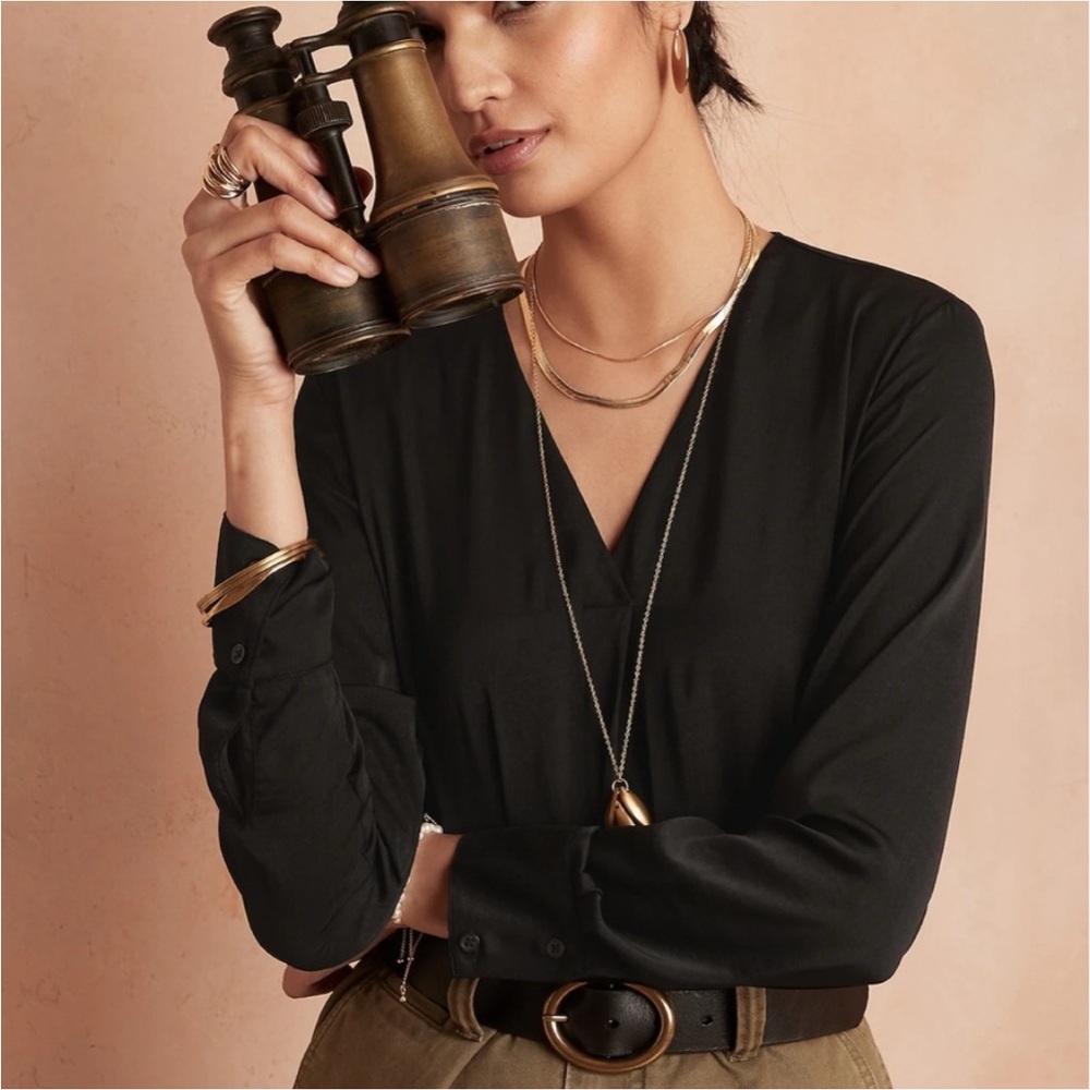 NWT! Banana Republic Long Sleeve Top